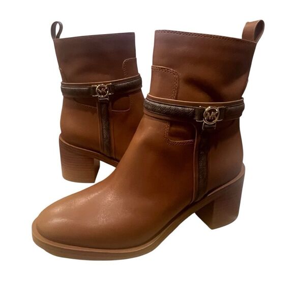 NIB Michael Kors Mindy Leather and Signature Logo Trim Ankle Boot size 7.5 - Picture 7 of 13